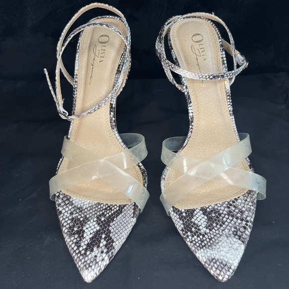 Heels - Picture 1 of 2